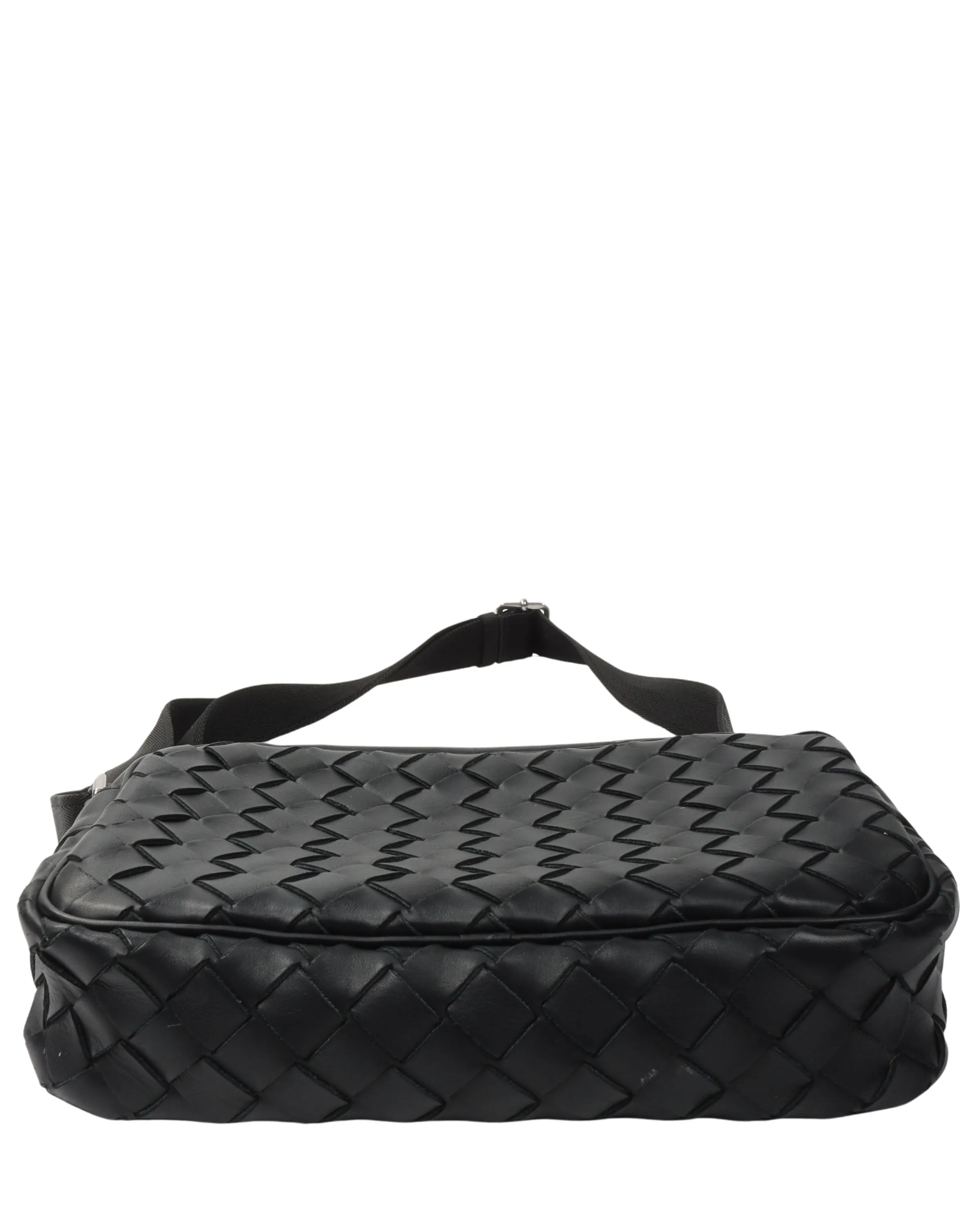 Intrecciato Leather Messenger Bag