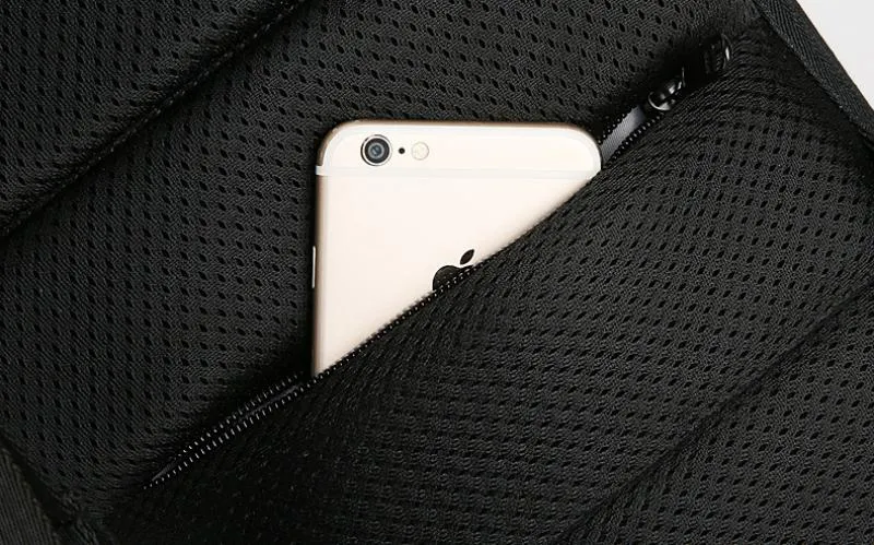 Men's Shoulder Bag With USB Charging
