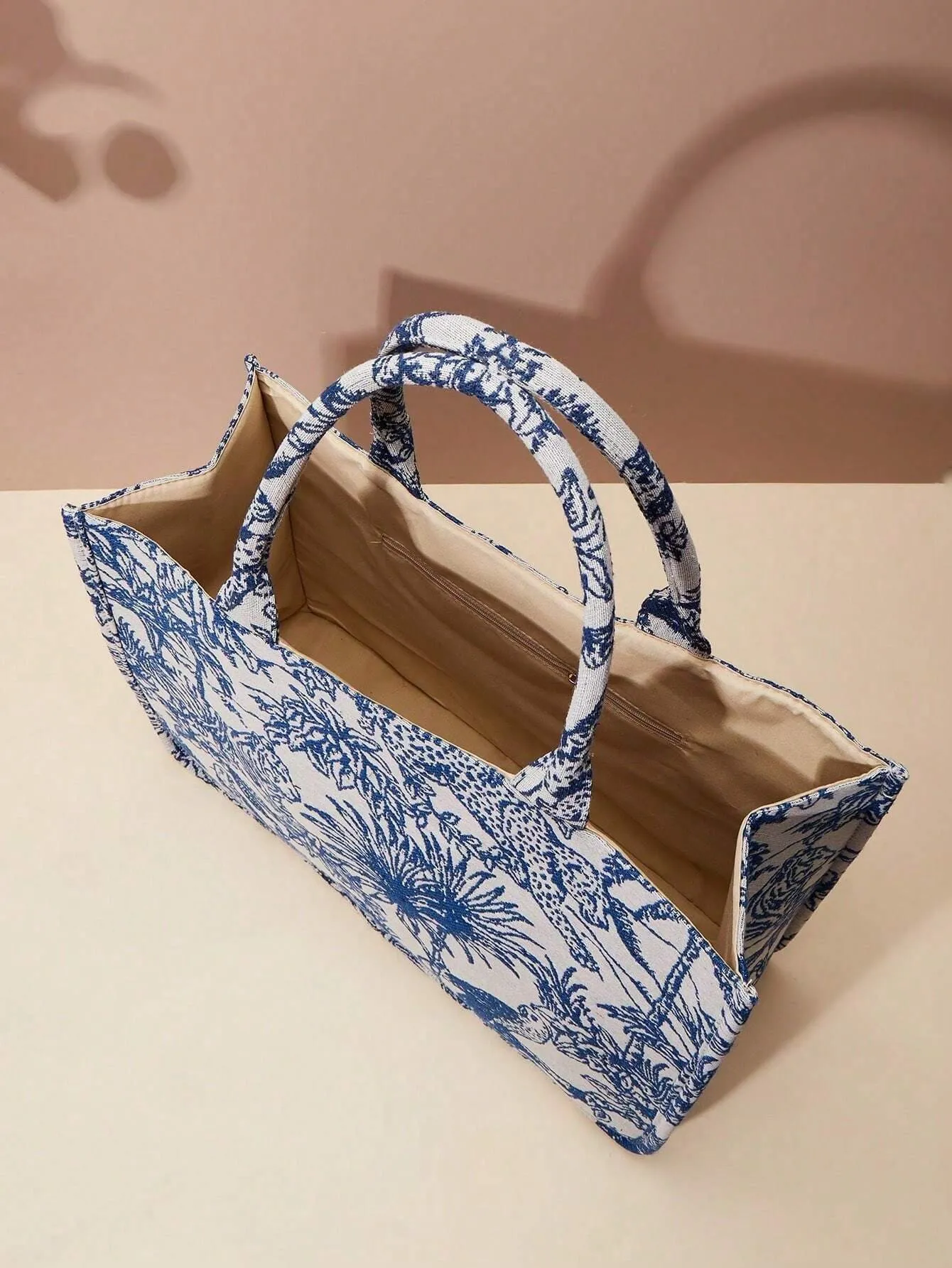 SHEIN Spring New Embroidered Jacquard Large Capacity Handbag Shoulder Bag (Pattern Random)