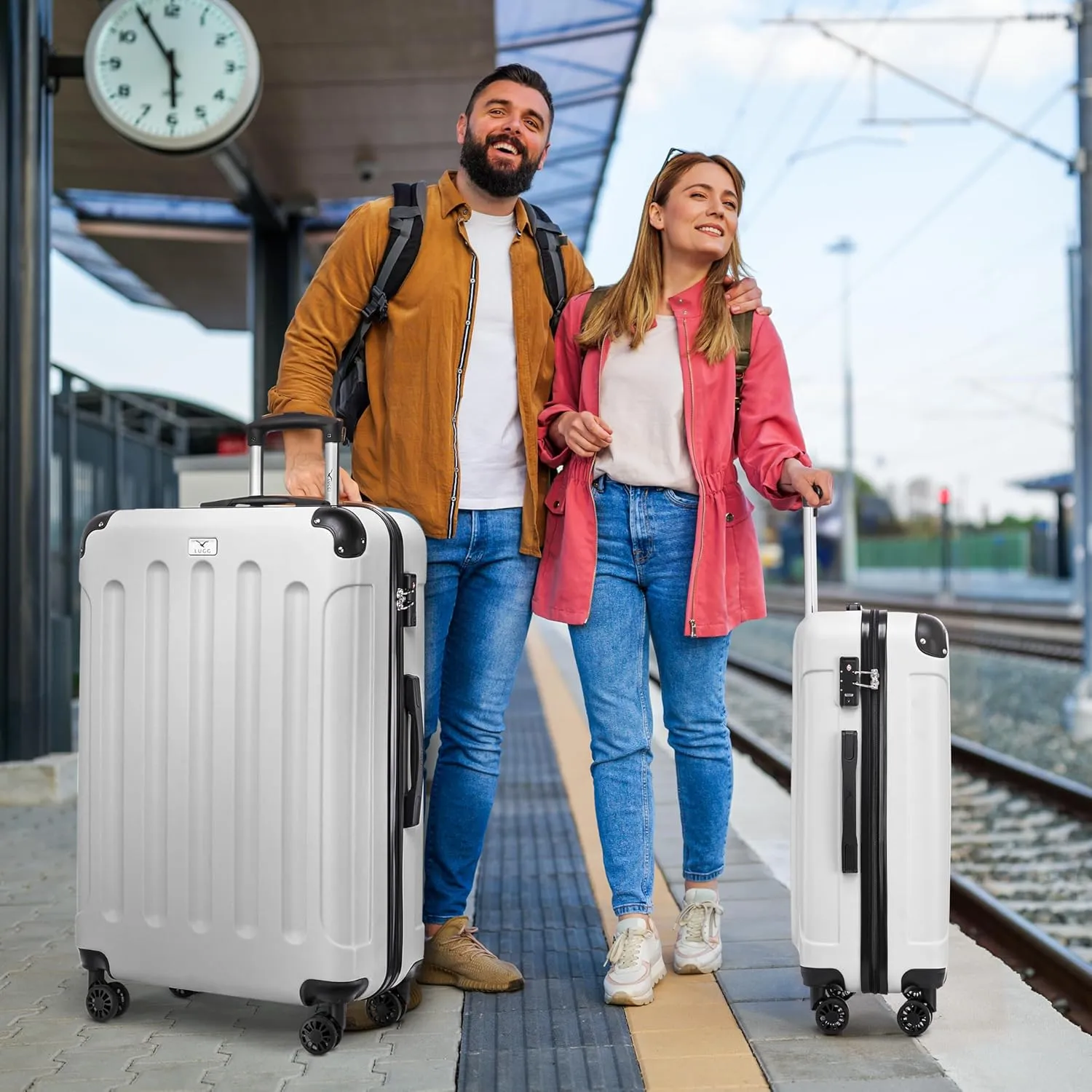 Skywander 2pc 24in & 28in Suitcase - White